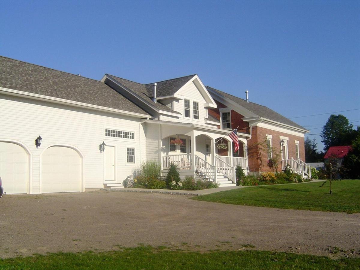 Dodds Brick House Bed & Breakfast North Hero 외부 사진