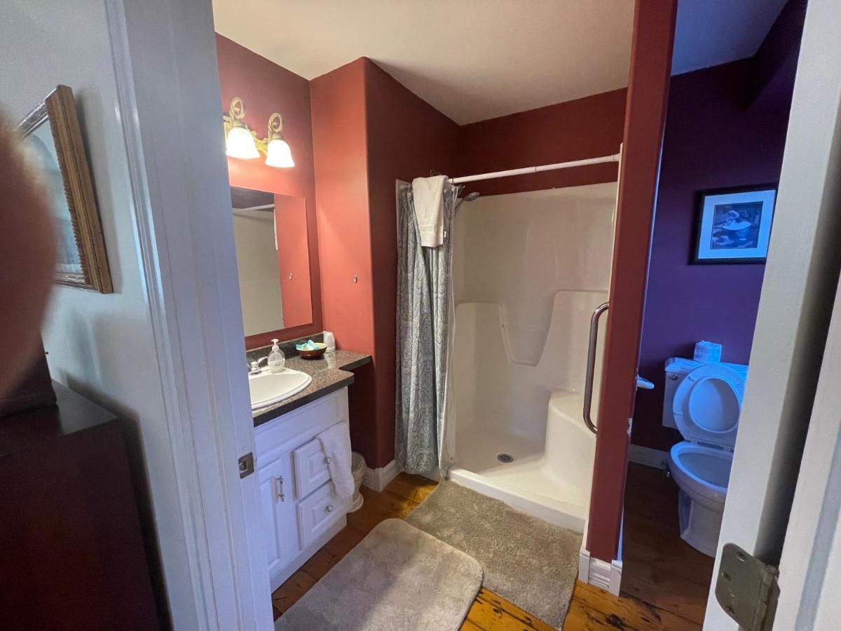 Dodds Brick House Bed & Breakfast North Hero 외부 사진