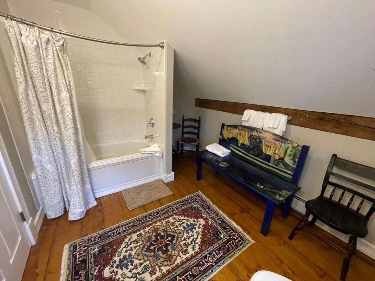 Dodds Brick House Bed & Breakfast North Hero 외부 사진