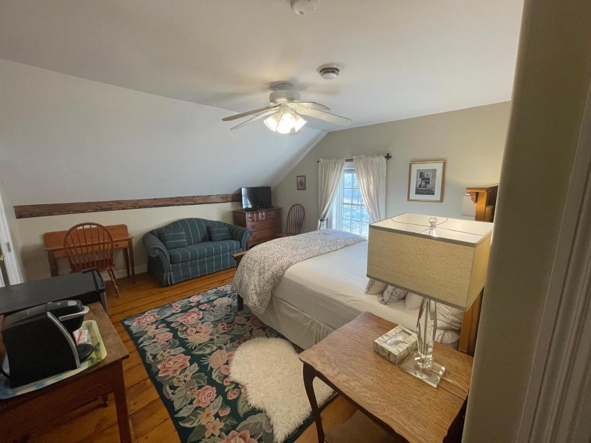 Dodds Brick House Bed & Breakfast North Hero 외부 사진