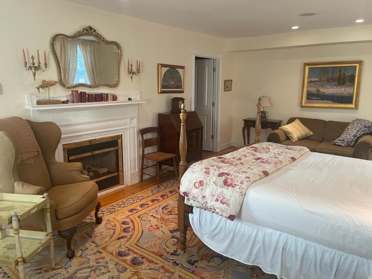 Dodds Brick House Bed & Breakfast North Hero 외부 사진